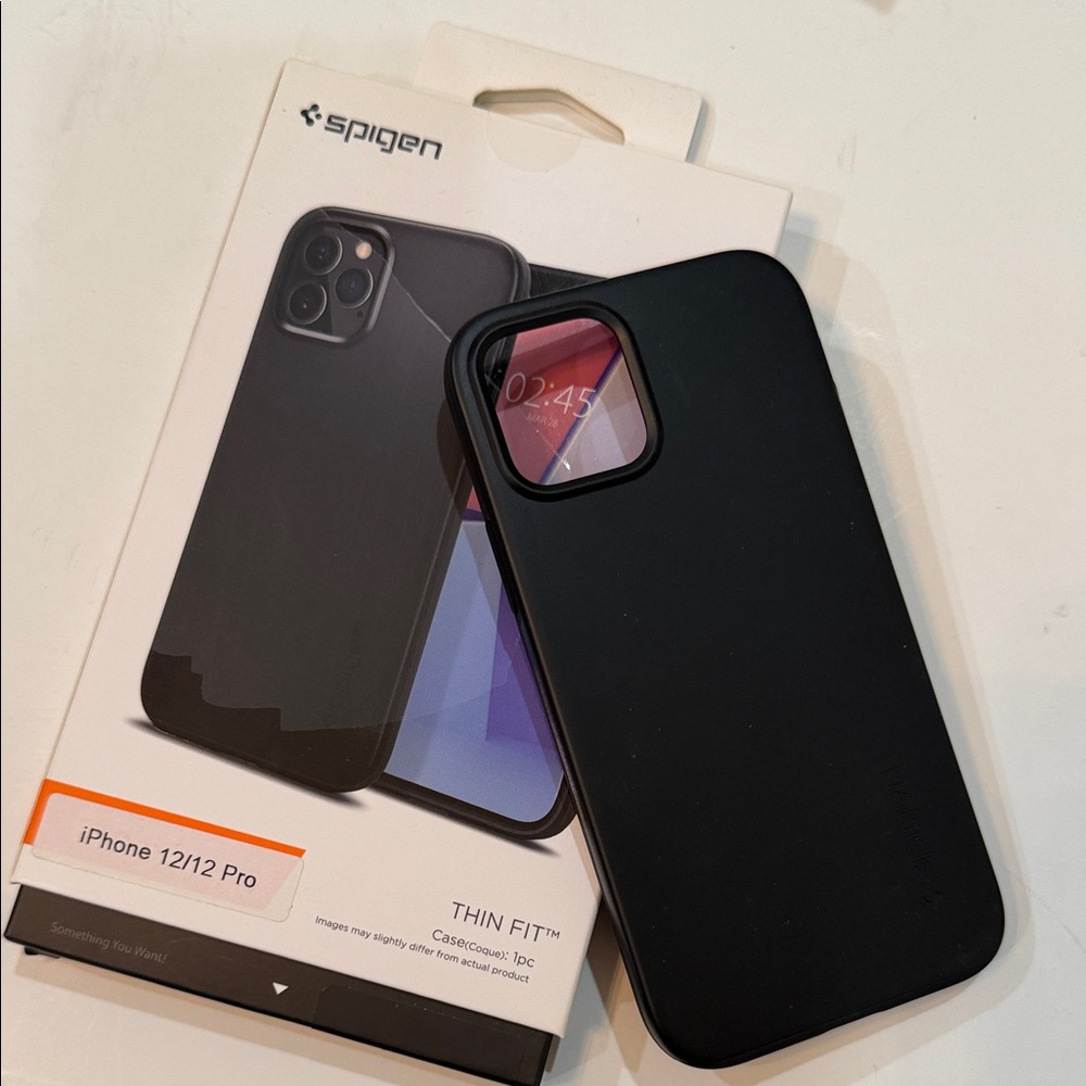 Spigen Slim Armor Case for iPhone 12/12 Pro - Black